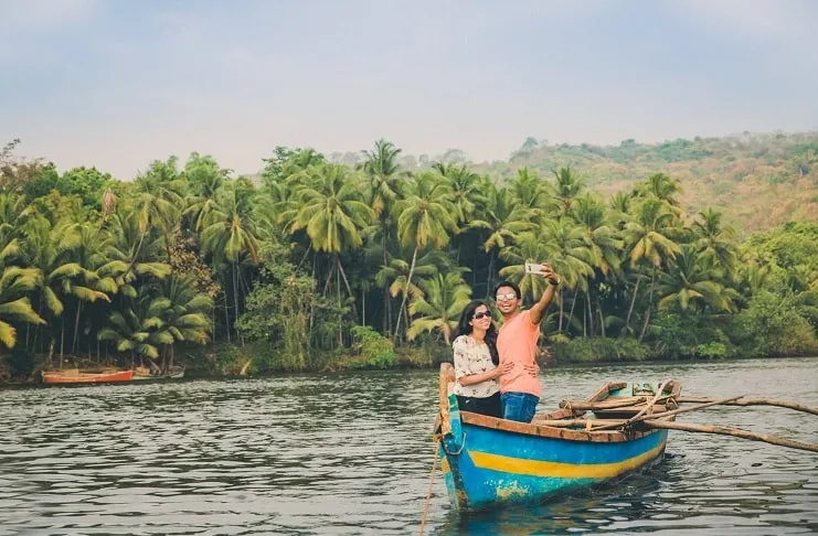 /img/8499-honeymoon-packages-india.webp