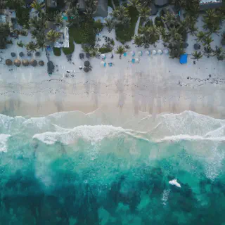 /img/8506-isla-mujeres-beach.webp