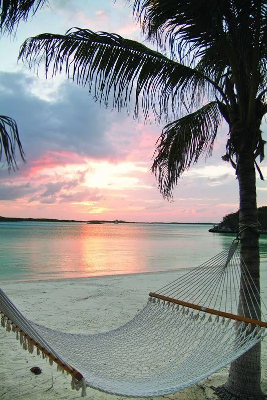 /img/8514-romantic-beach.webp