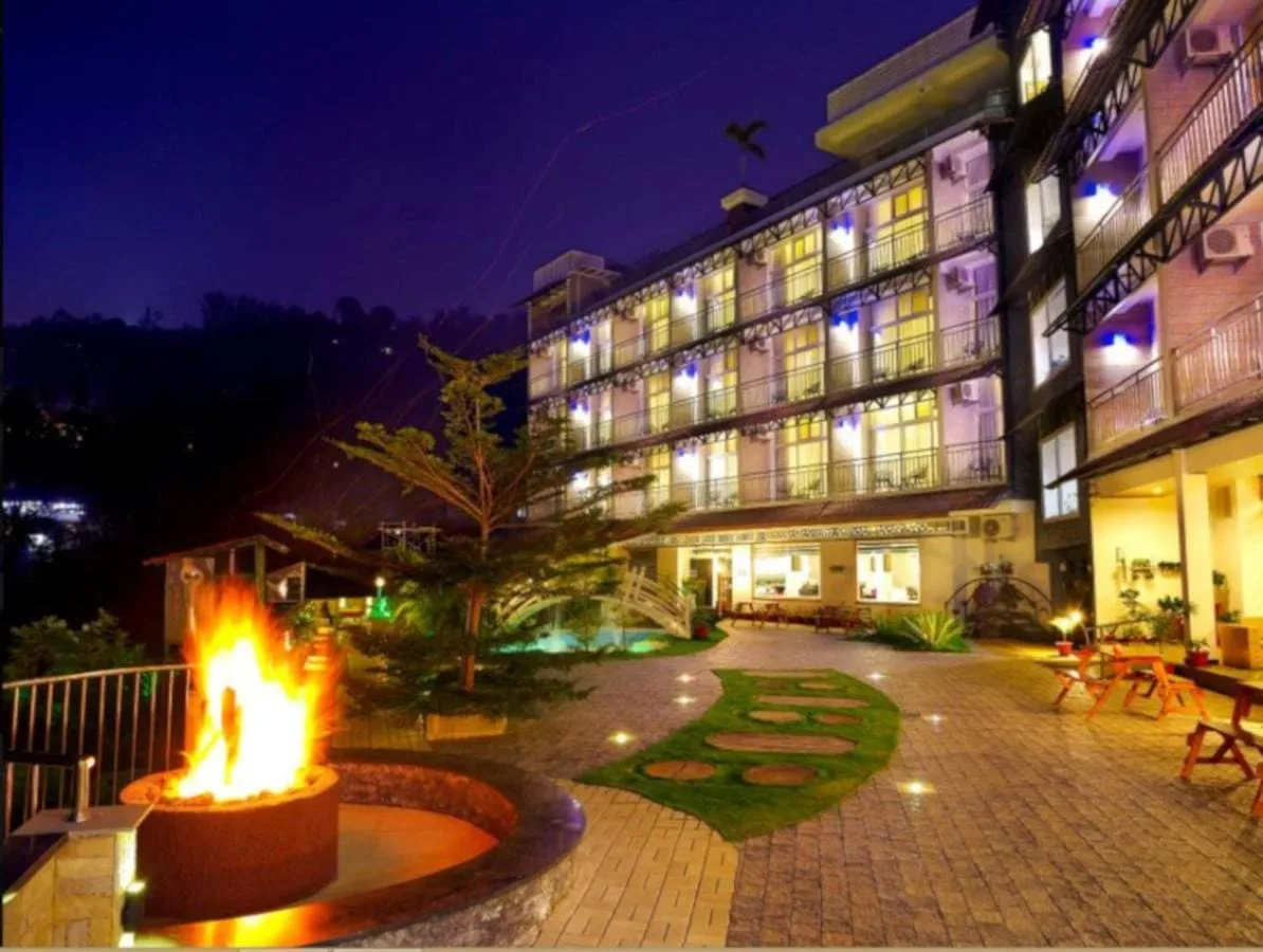 /img/8531-blanket-hotel-munnar.webp