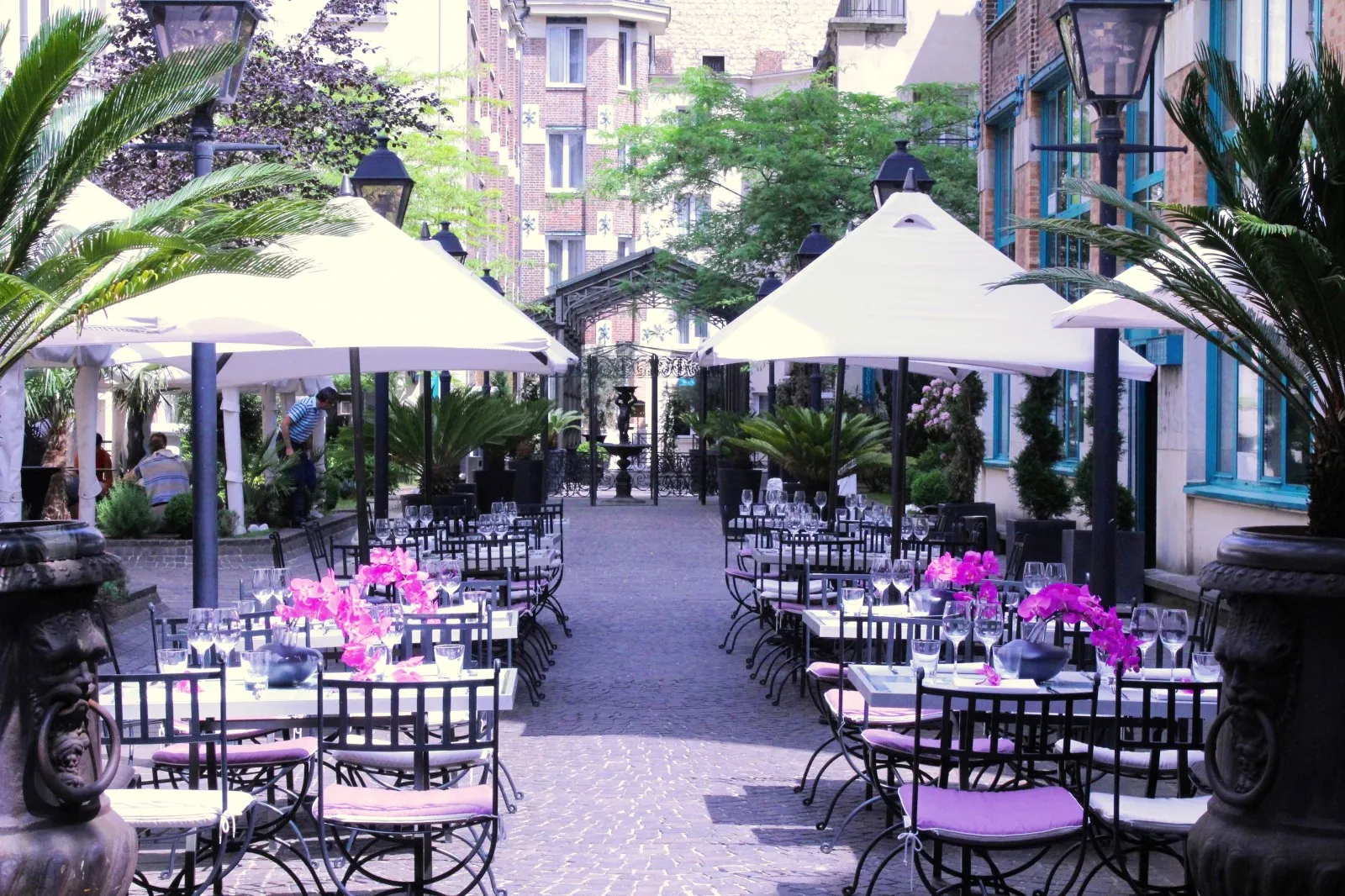 8535 luxury honeymoon suite paris amenities