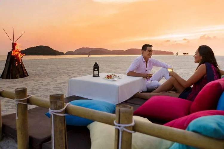 8540 thailand honeymoon