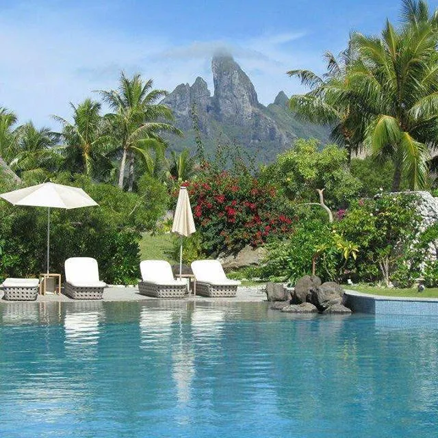 /img/8560-bora-bora-beach.webp
