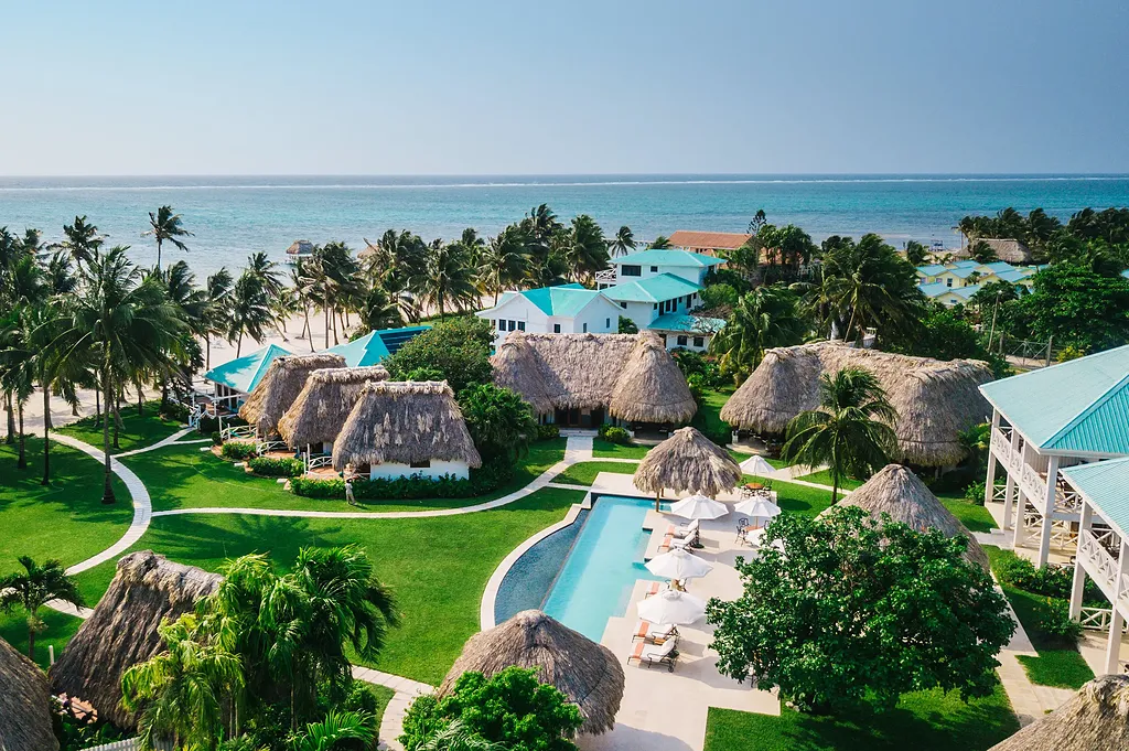 /img/8580-belize-honeymoon-activities.webp
