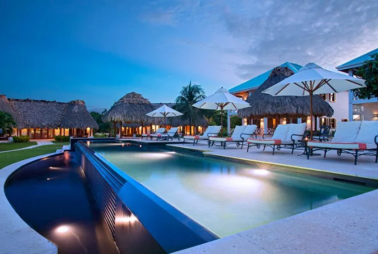 8580 chabil mar villas