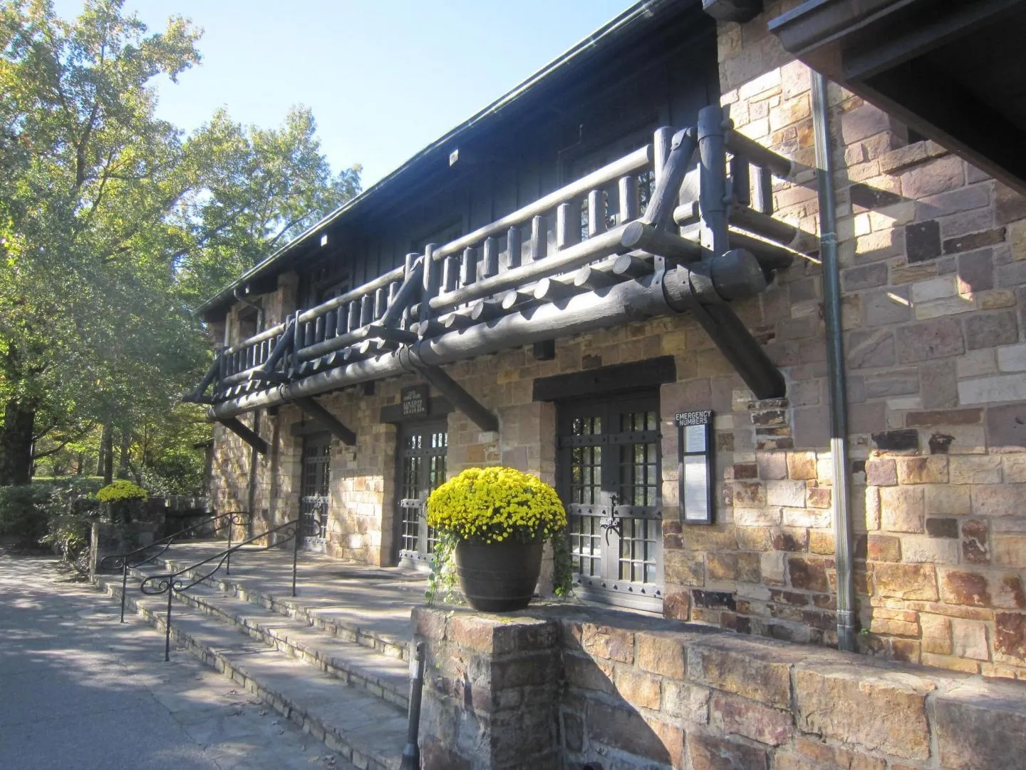 8581 illinois honeymoon hotel adventure