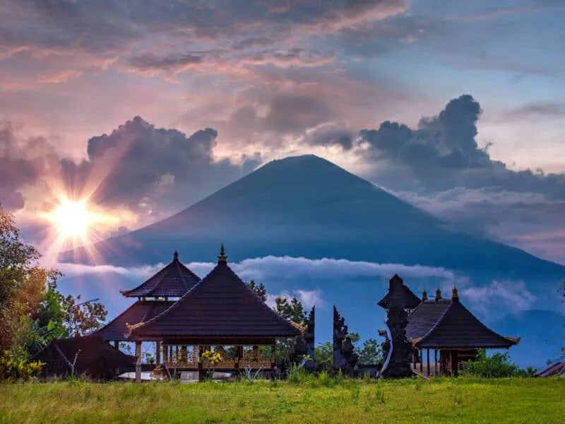 8582 st regis bali