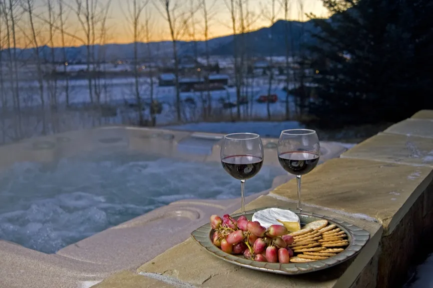 8592 jackson hole honeymoon couple
