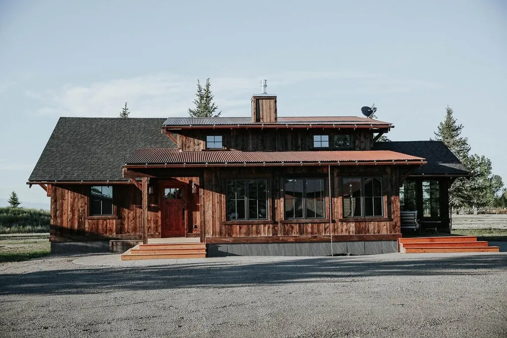 8599 montana resort dining