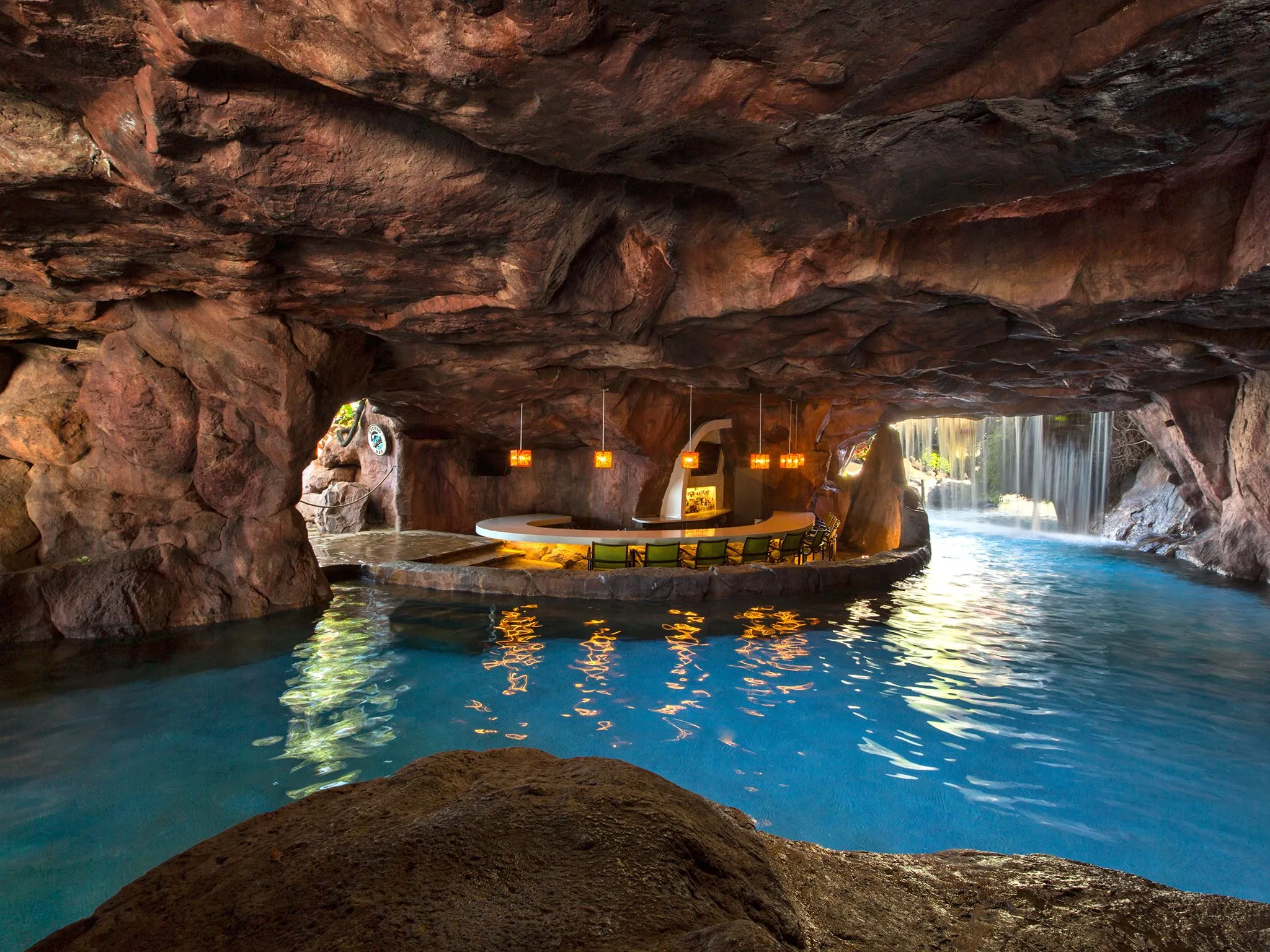 /img/8605-hawaii-honeymoon-tips.webp