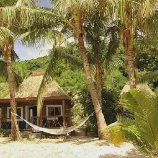 /img/8621-fiji-island-hopping.webp