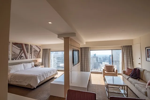 8636 romantic hotel room chicago