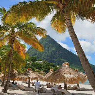 /img/8637-caribbean-honeymoon-spa.webp
