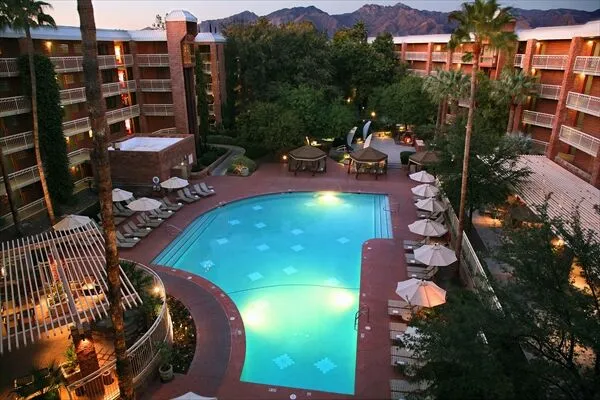 8638 honeymoon suite jacuzzi