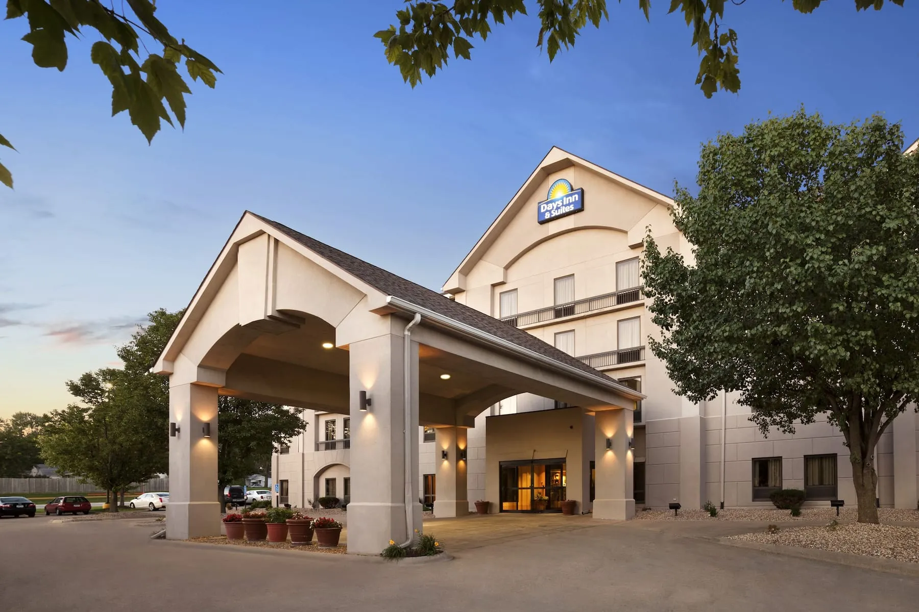 8639 romantic hotel room
