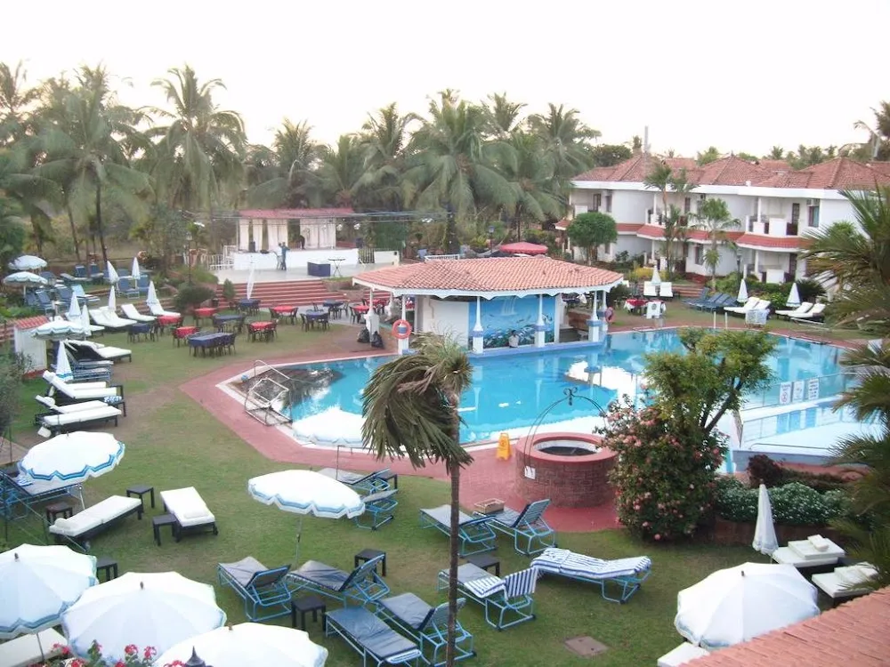 8654 goa honeymoon couple