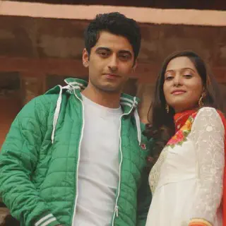 /img/8662-beintehaa-emotional-image7.webp