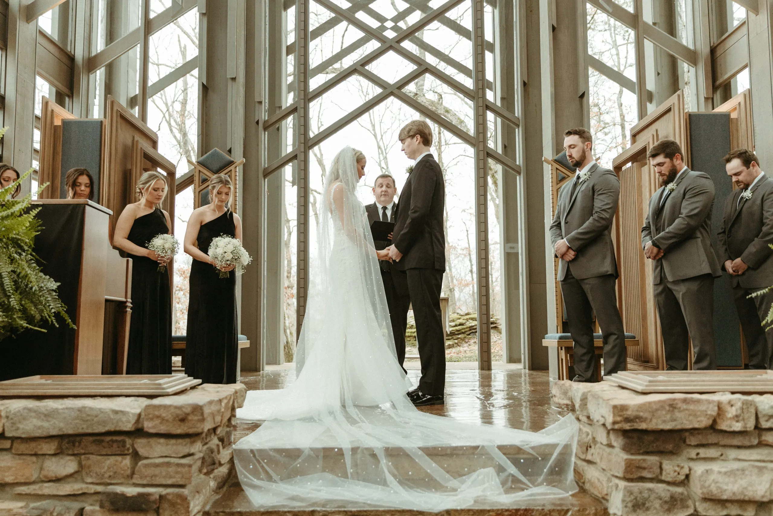 8666 luxury spa eureka springs