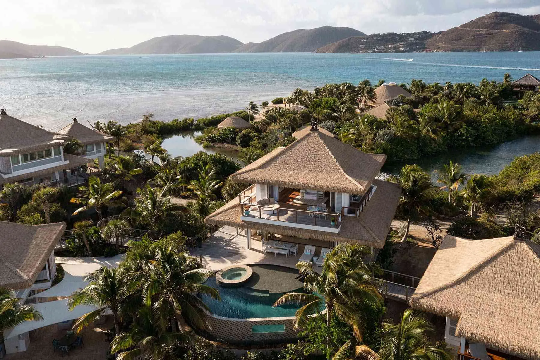 8681 paradise cove resort