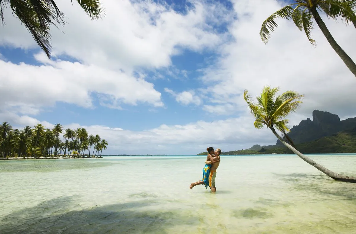 8702 maldives honeymoon