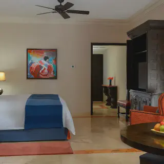 /img/8704-cabo-resort-couple-spa.webp