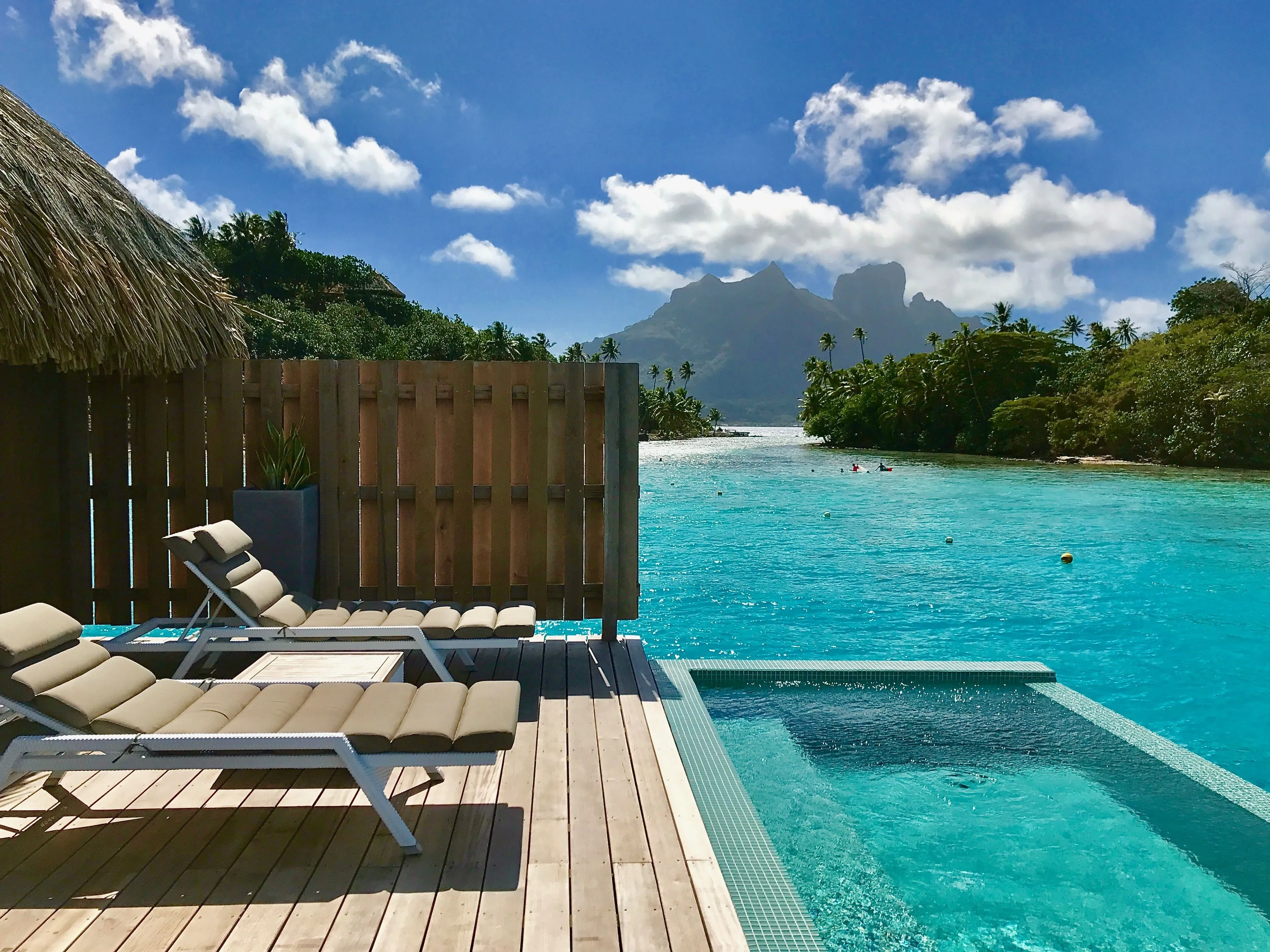 /img/8705-intercontinental-bora-bora.webp