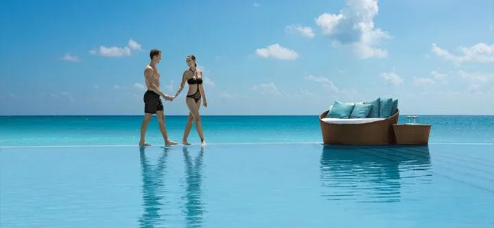 8720 excellence playa mujeres