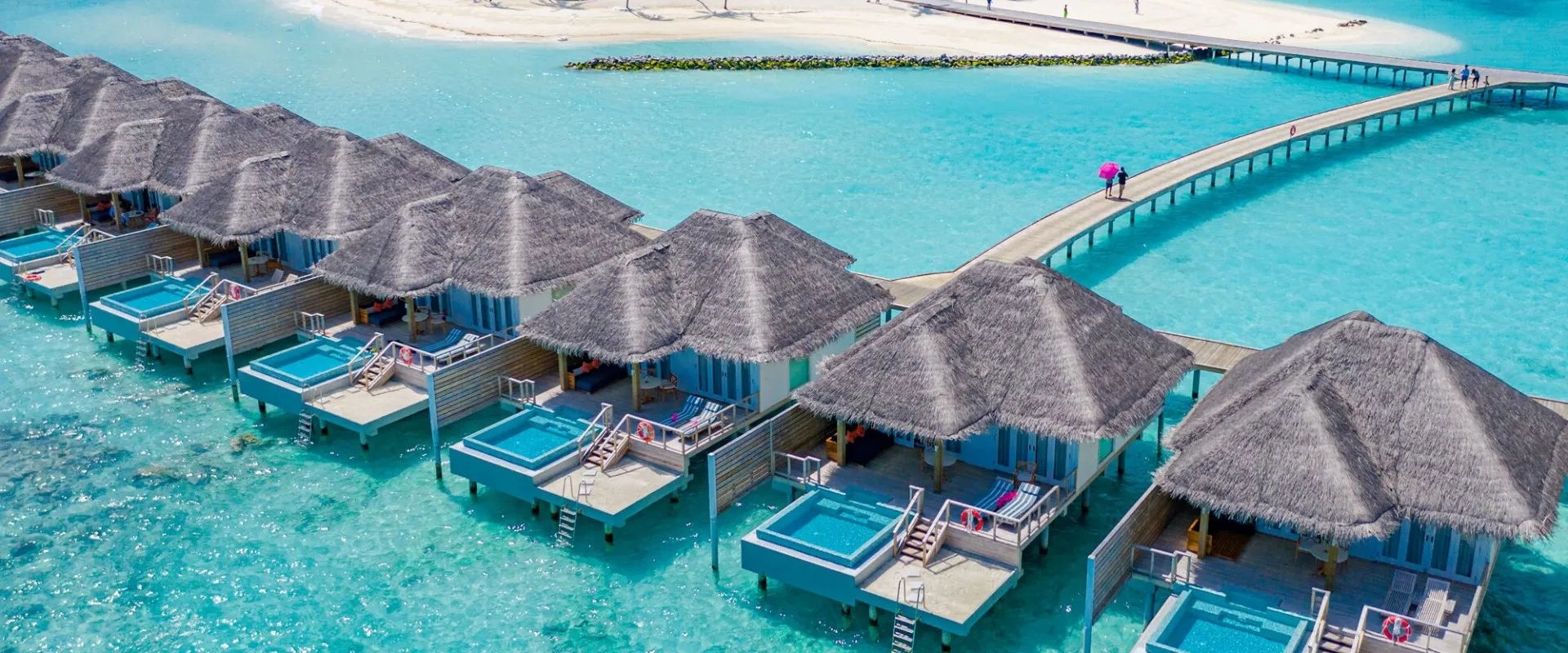 8725 honeymoon resorts image4
