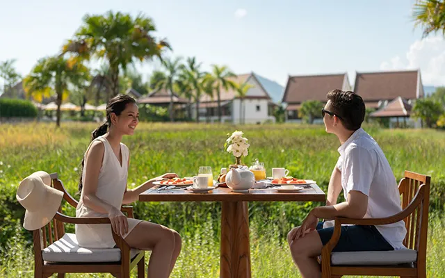 8735 laos luxury hotel