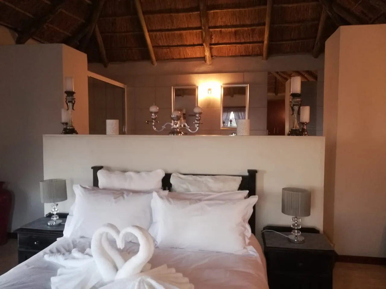 8745 sims mobile honeymoon suite events