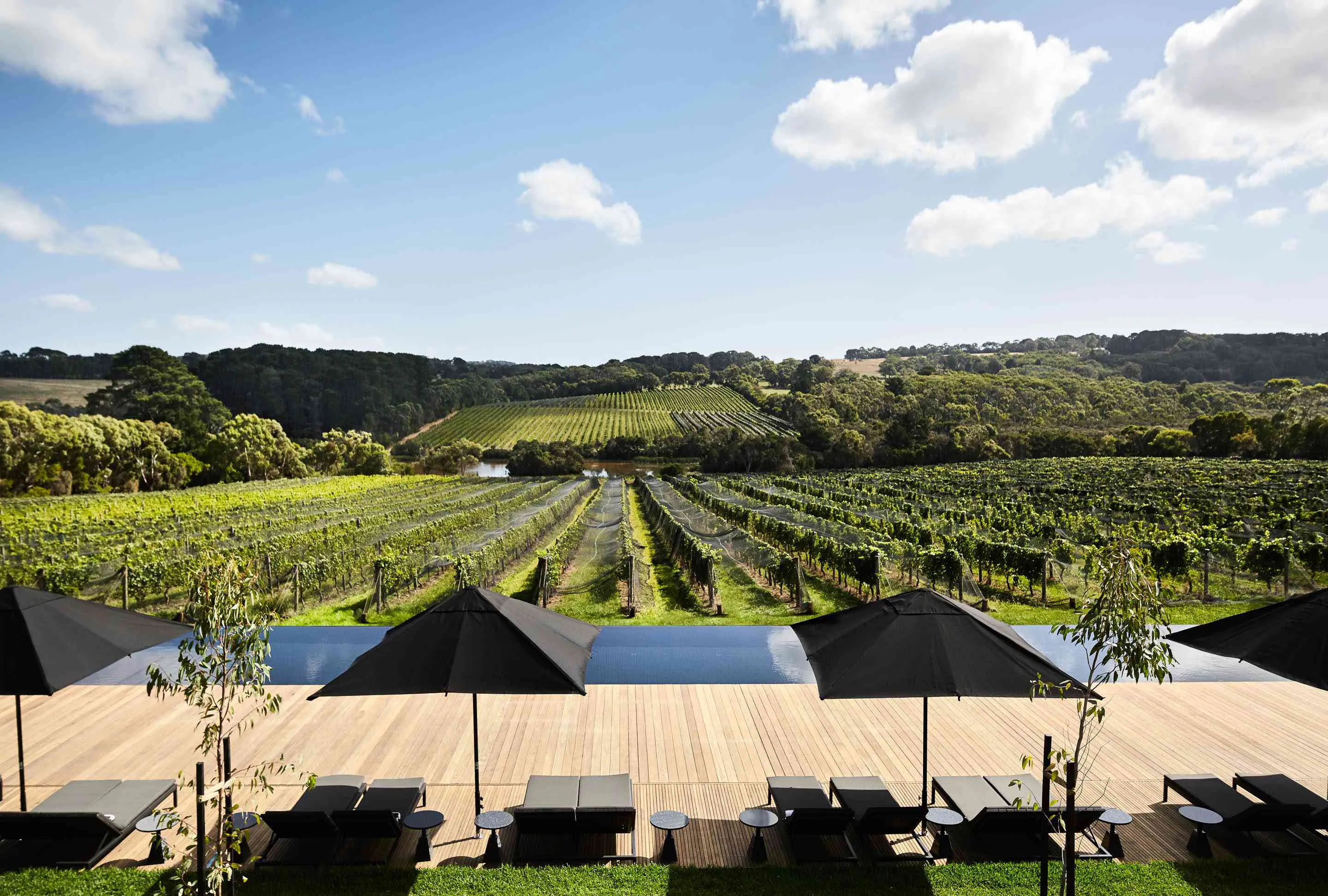 8767 queensland luxury resort