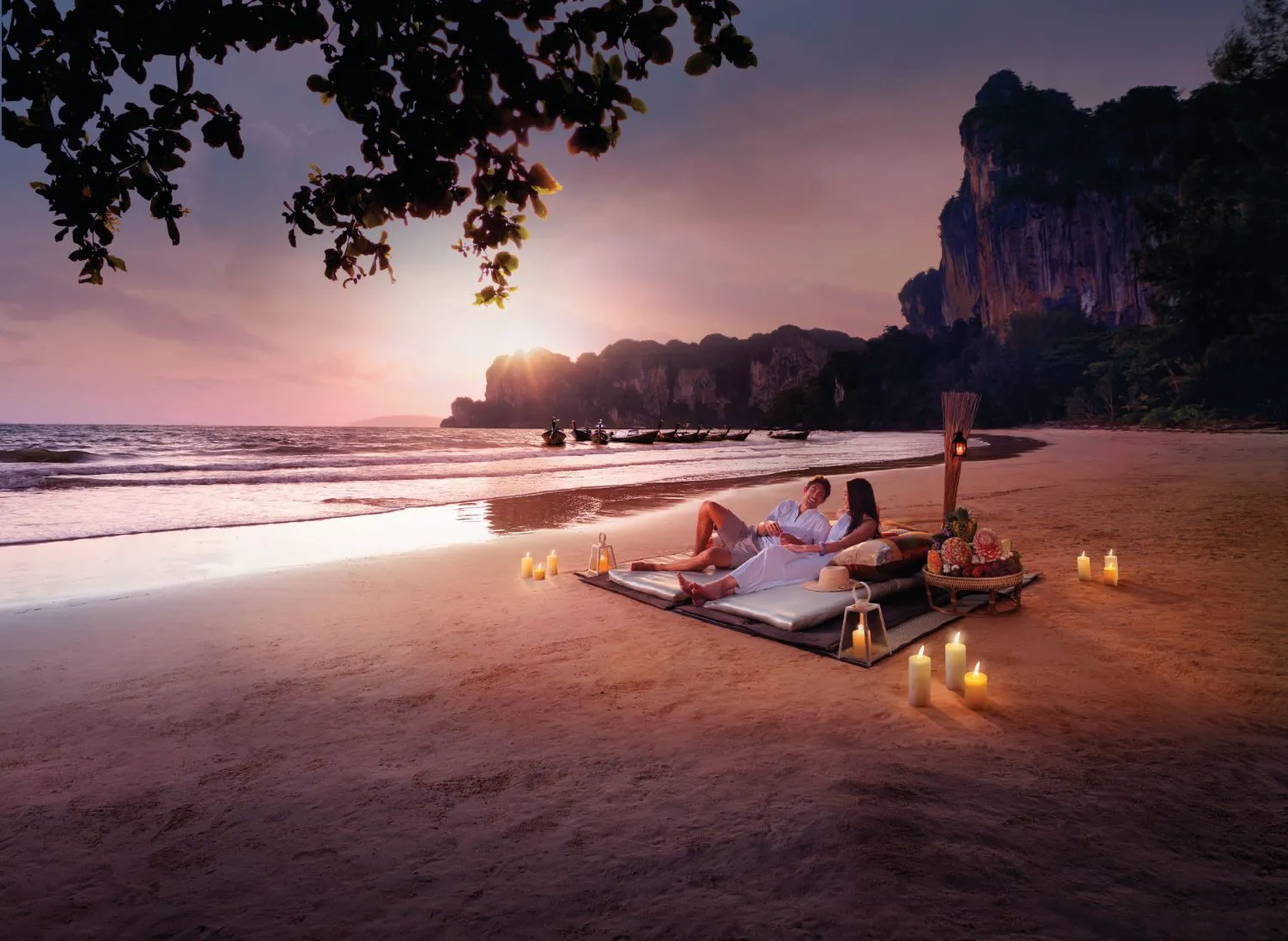 8775 private beach dining