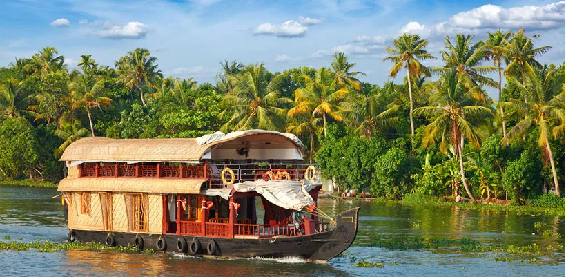 8790 kerala couple sightseeing