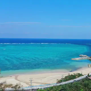 /img/8795-japan-couple.webp