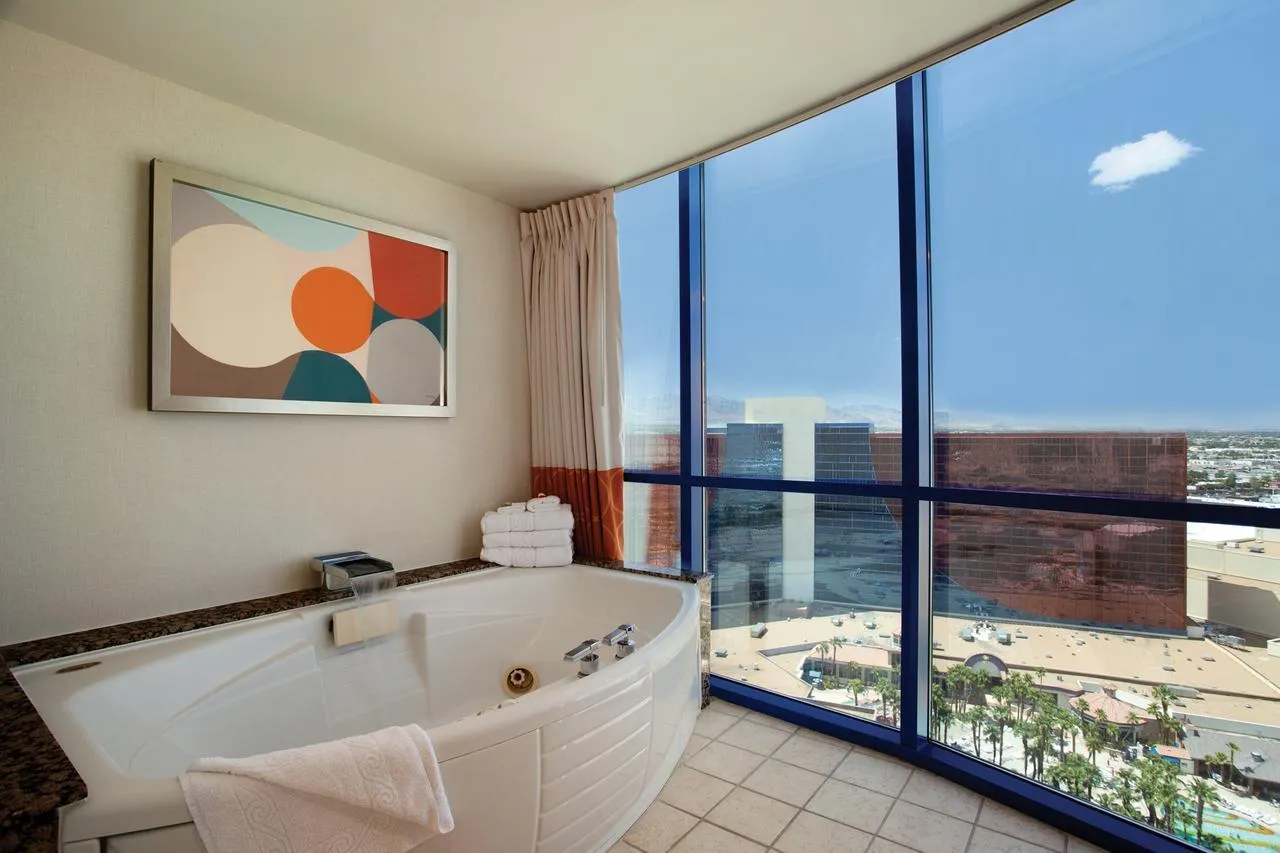 8798 vegas honeymoon activities