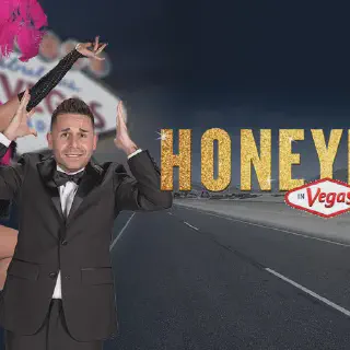 /img/8798-vegas-honeymoon-night.webp