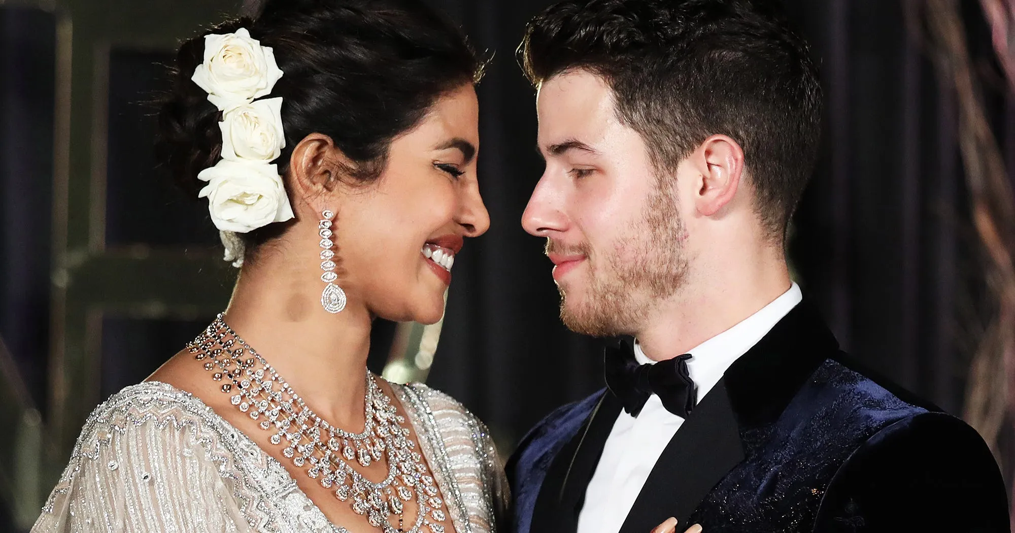 8800 priyanka nick honeymoon4