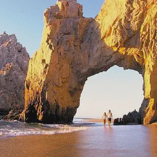 /img/8804-mexico-honeymoon-sunset.webp