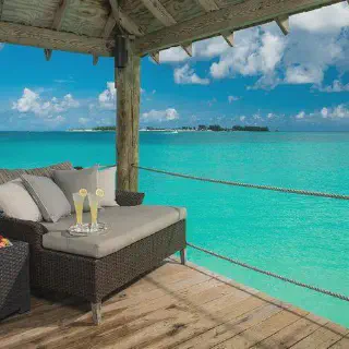 /img/8810-romantic-getaway-5.webp