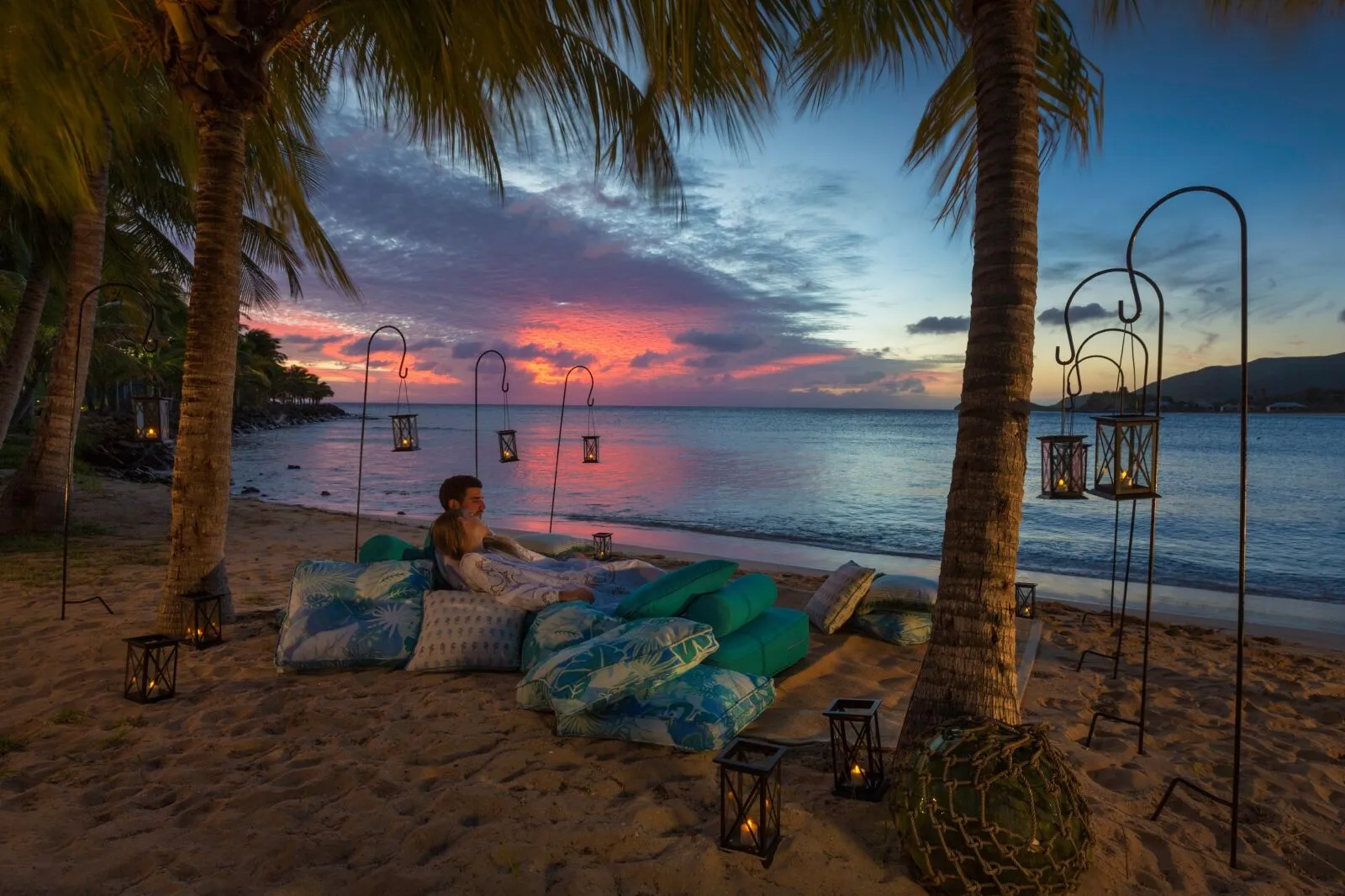 8825 couples swept away beach