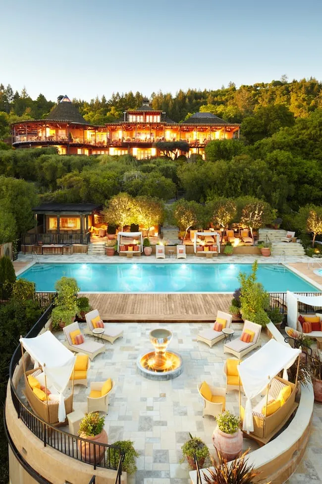 /img/8835-affordable-honeymoon.webp
