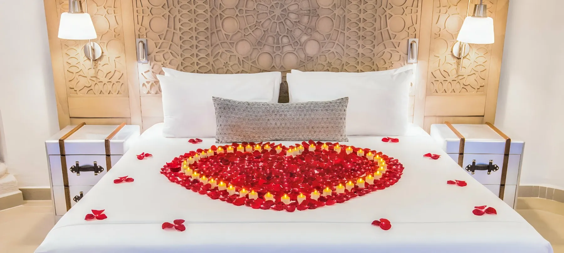 8839 couple booking honeymoon