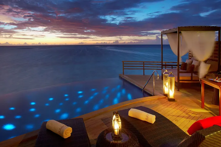 8868 luxury resort