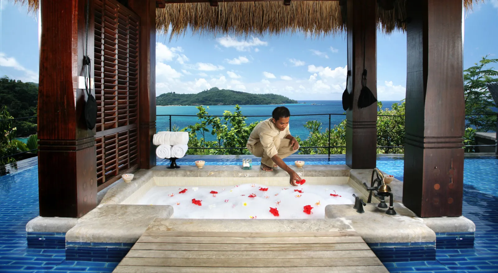 8883 mauritius activities