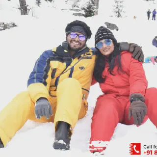 /img/8893-manali-honeymoon-booking.webp