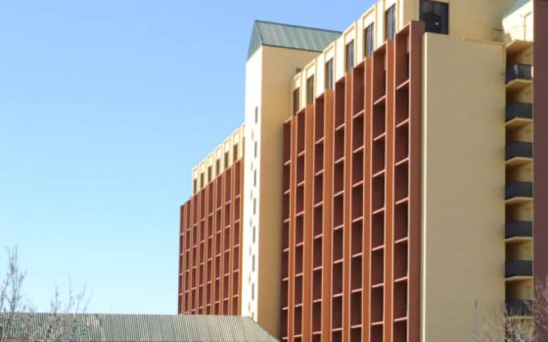 8904 couple in luxury hotel dallas