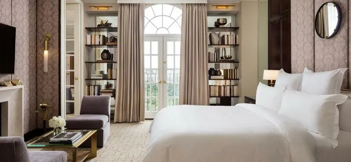 8904 romantic hotel room dallas