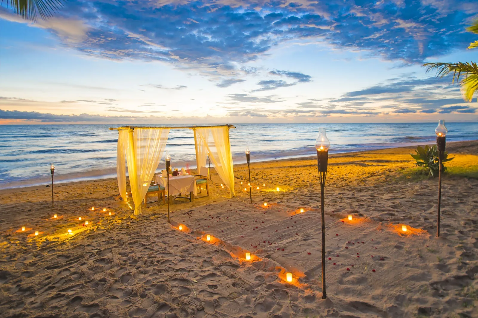 8918 phuket couple massage