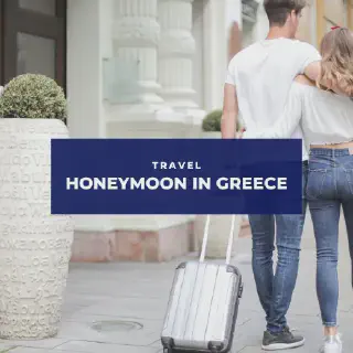 /img/8923-couple-greece.webp