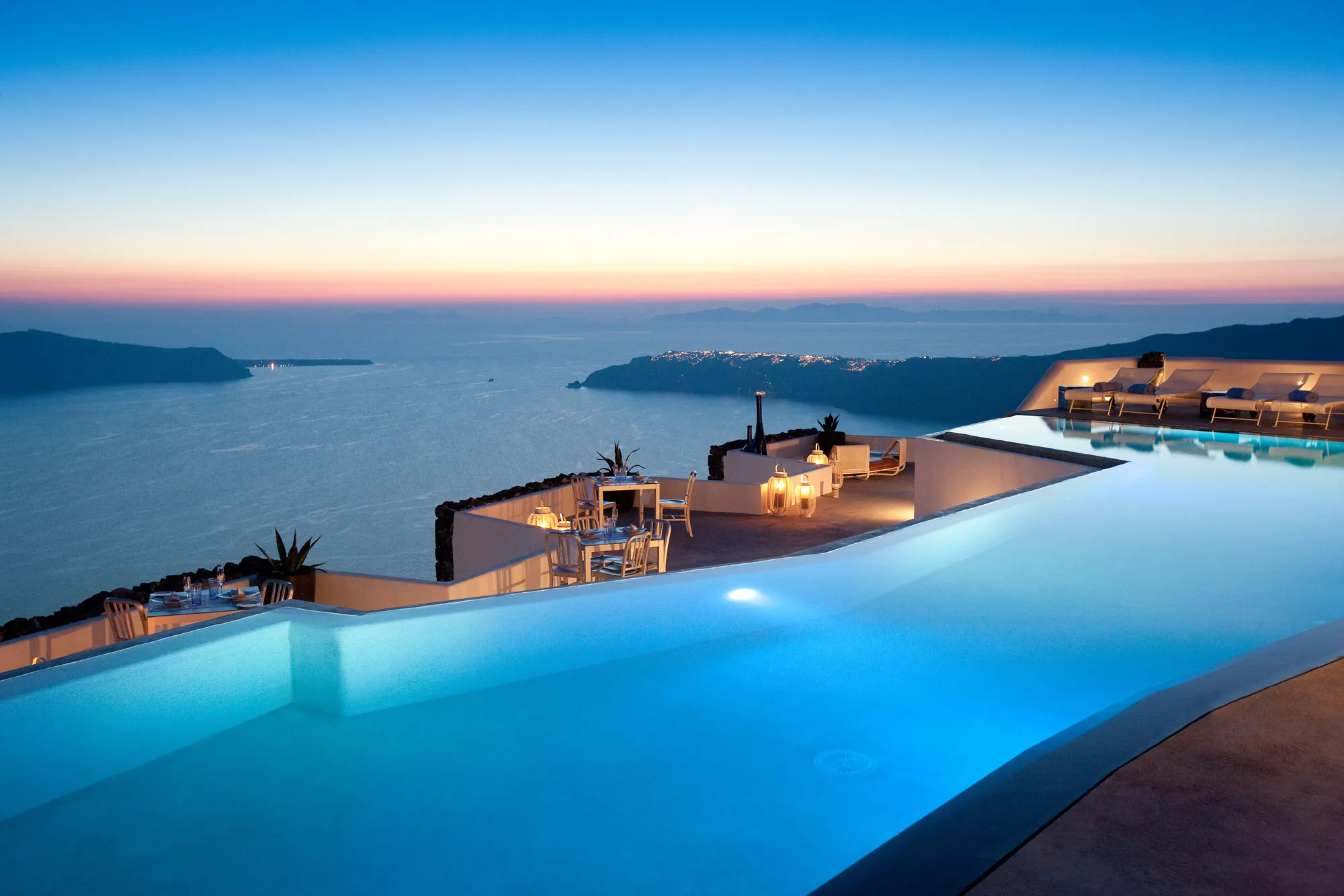 8925 santorini honeymoon